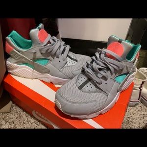 Nike Air Hurrache “South Beach”